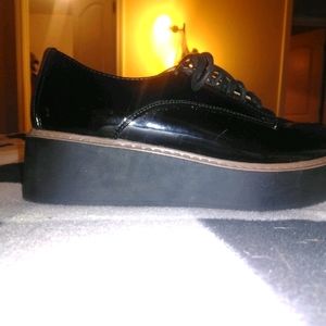 Patten letter creepers Steve Madden